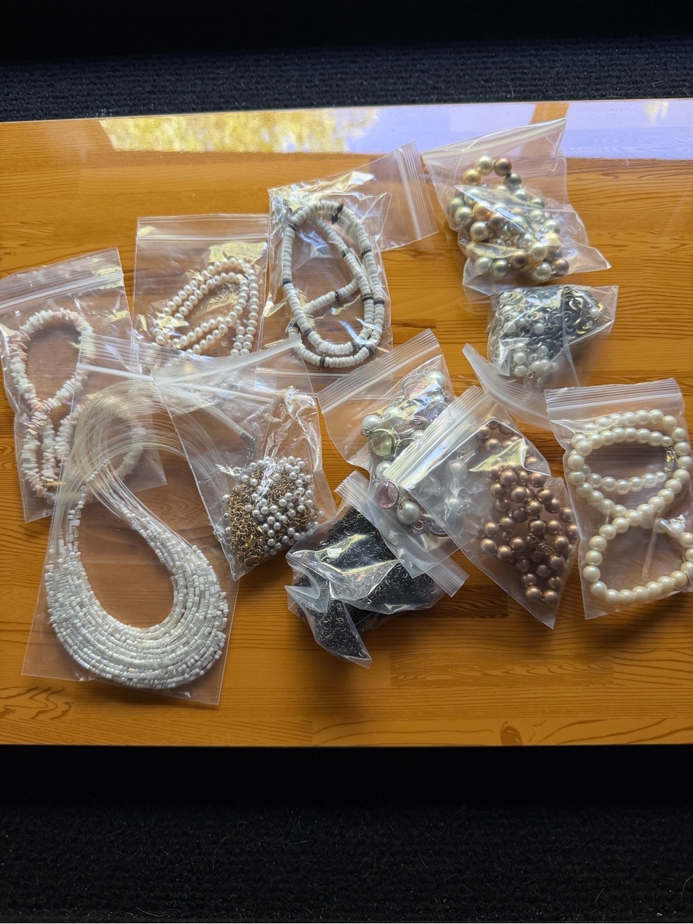 Mixed Pearl and Bead Bracelet & Necklace Set - White and Gold Tones